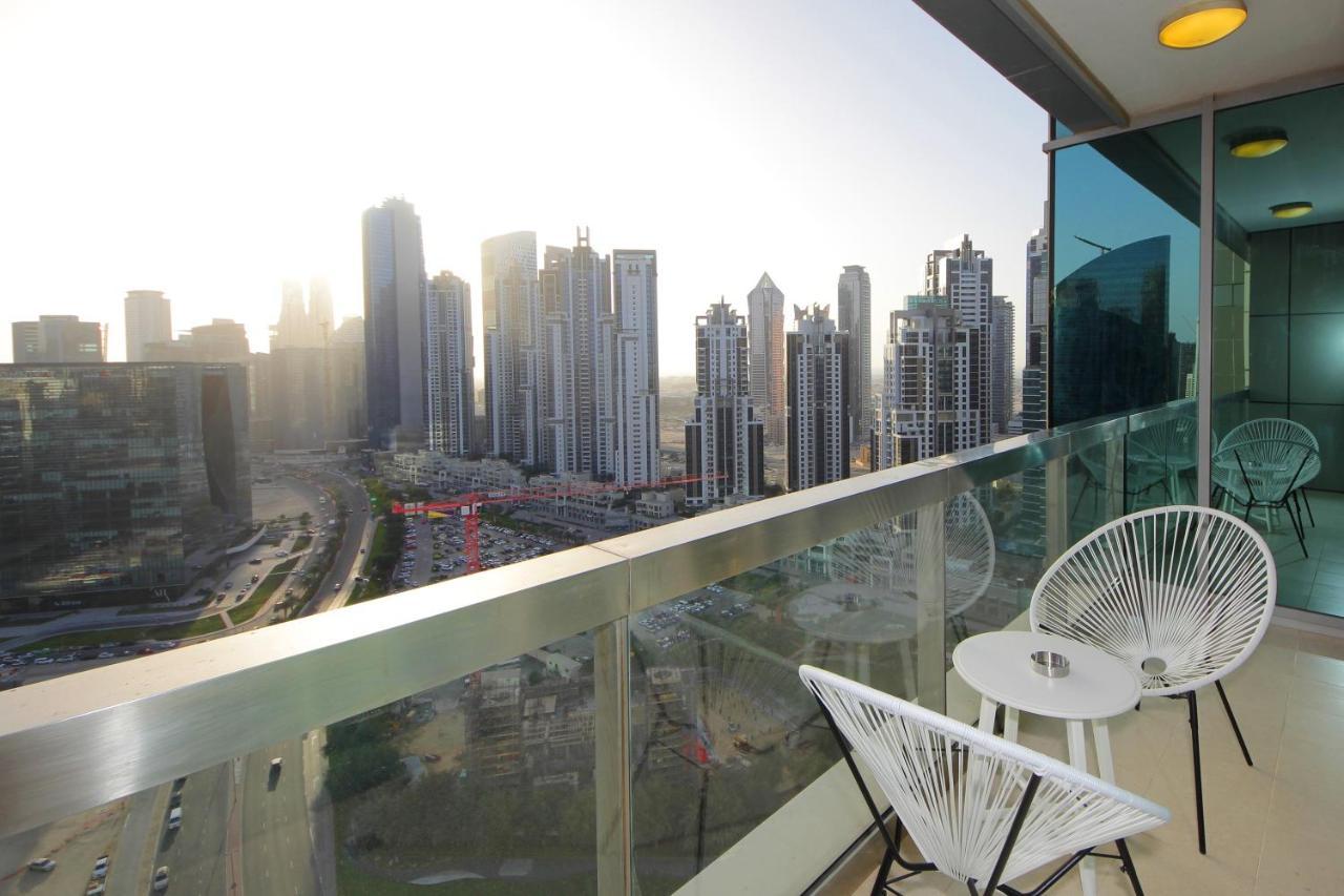 Апартаменты Prime Retreats - Downtown Дубай Экстерьер фото
