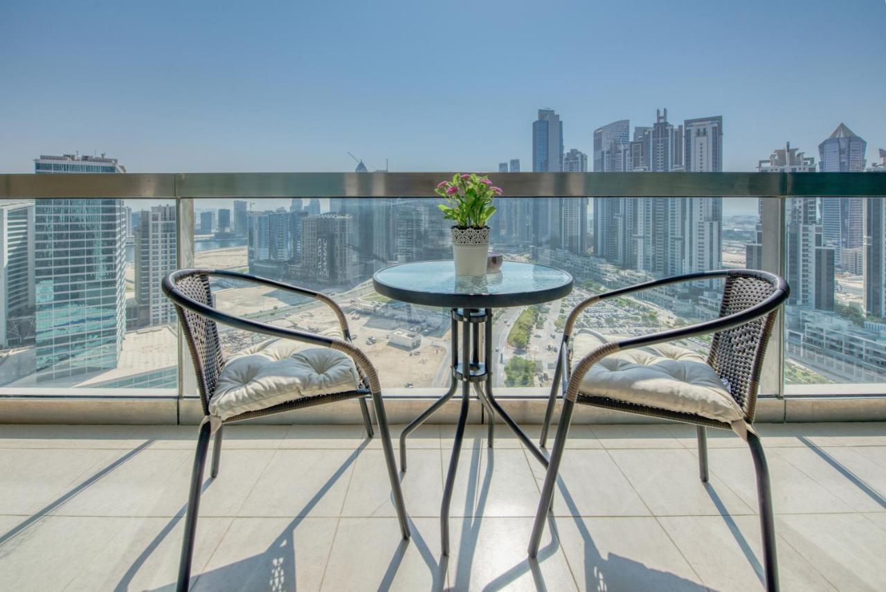 Апартаменты Prime Retreats - Downtown Дубай Экстерьер фото